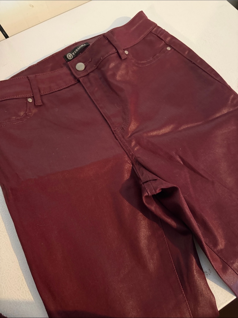 Woman’s Maroon Coated Pants Size 6 💐